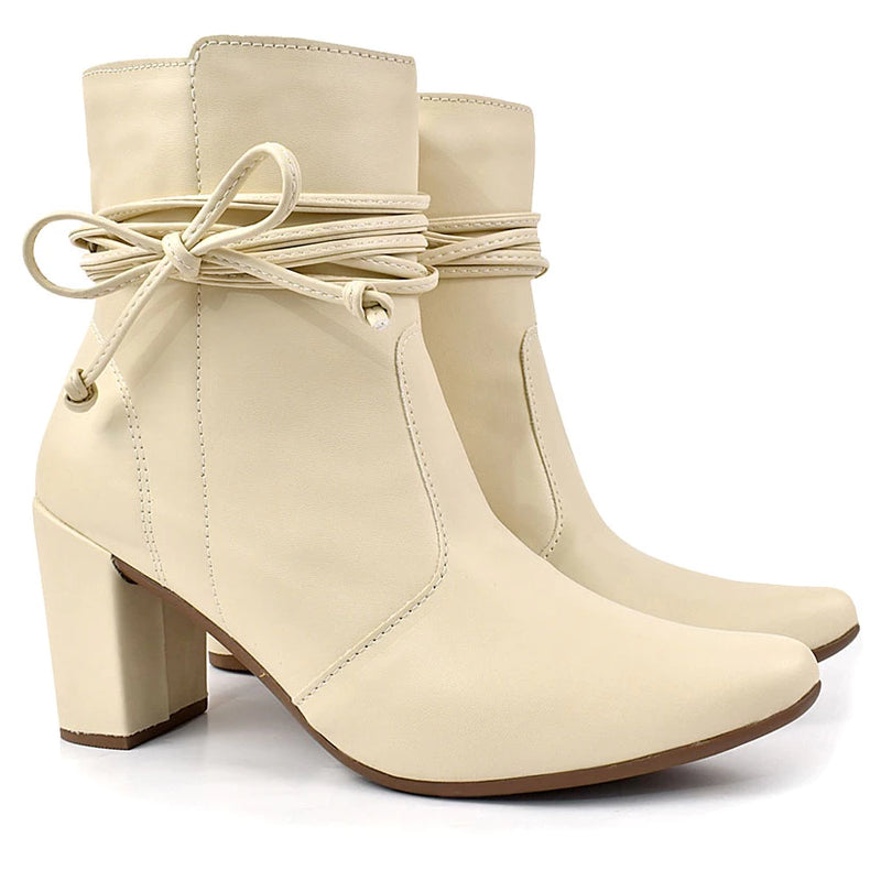 Bota Feminina Premium Bico Fino - Estilo marcante e cheia de personalidade